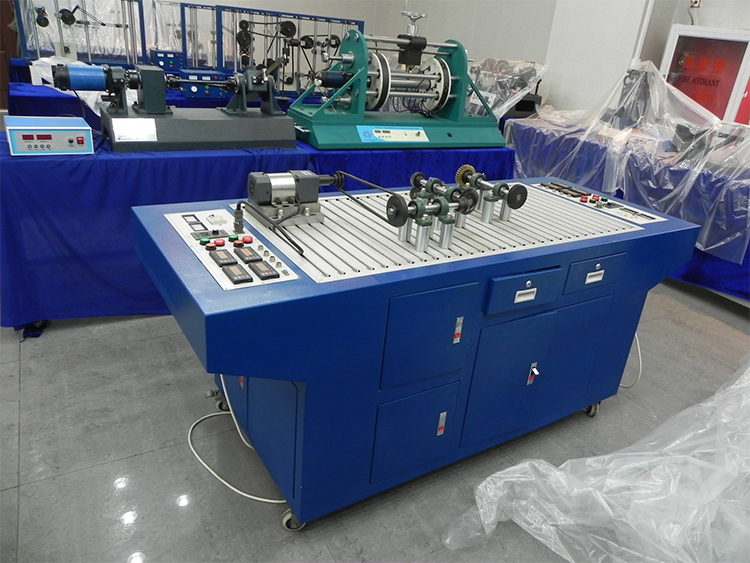 FZ-JXD型 機(jī)構(gòu)系統(tǒng)搭接與測(cè)試實(shí)驗(yàn)臺(tái)